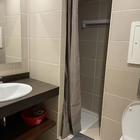 Résidence Le Portillo - Piscine - Pour 4 Personnes Mae-9583 *